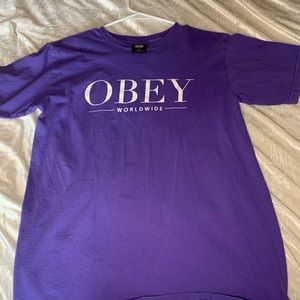 Obey shirt‼️